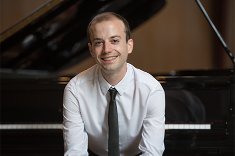 Agustin Muriago piano