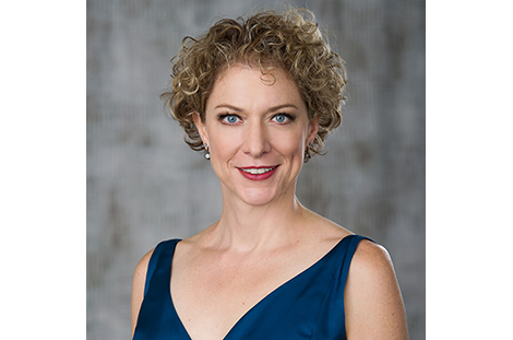 Andrea Saposnik mezzo-soprano