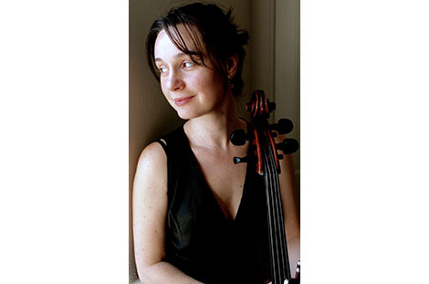 Ariana Arcu cello