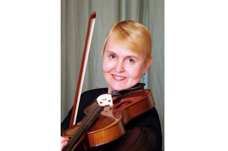 Inga Kroll, violin/viola