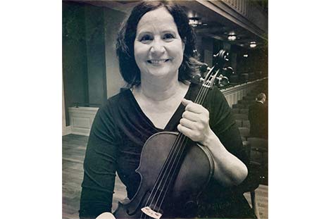 Sarah Cote, viola