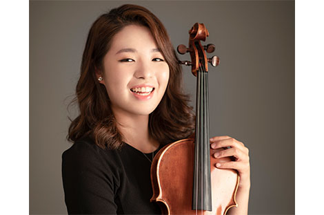 Lisa Sung, viola