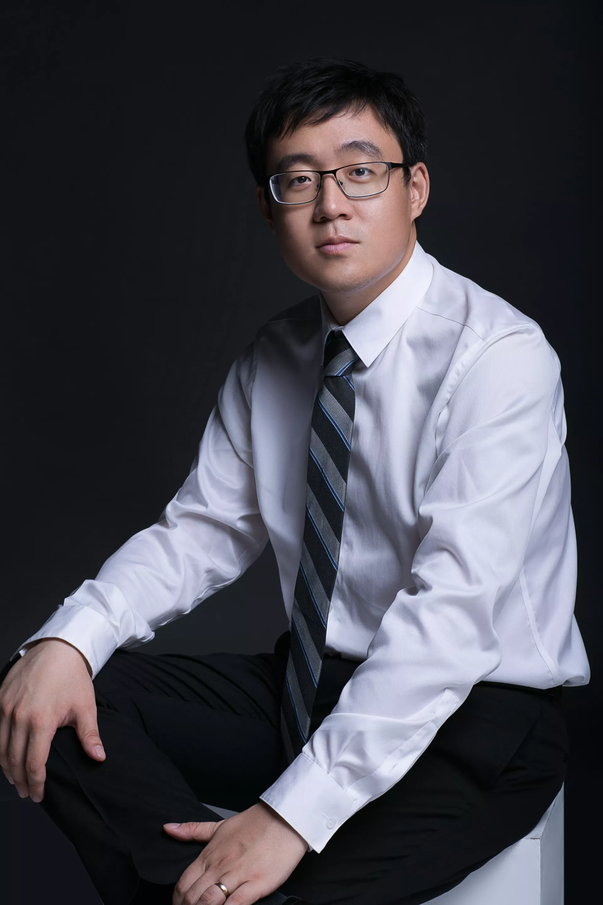Shijun Wang, piano