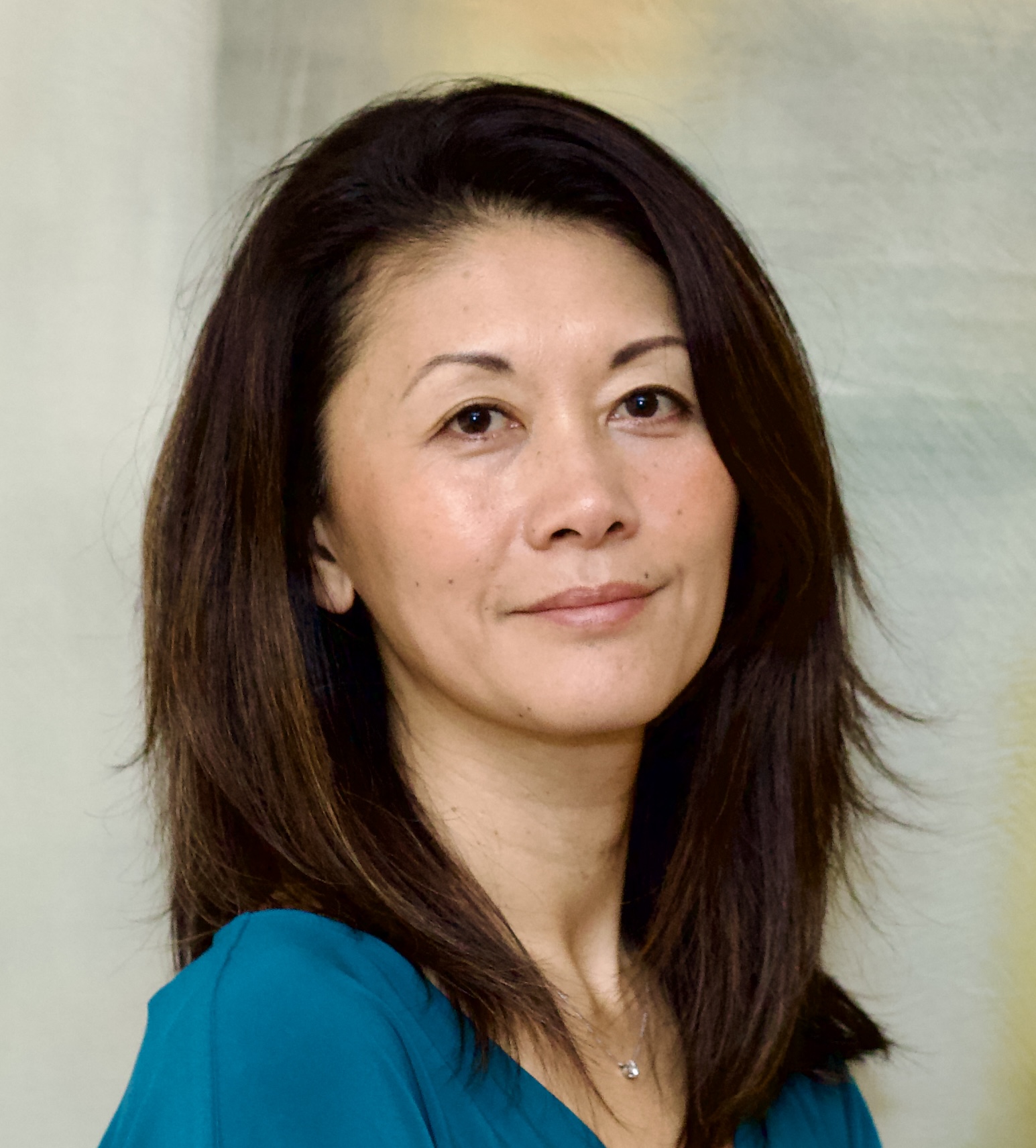 Tomoko Uchino, piano