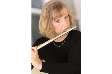 Sandra Morgan, flute