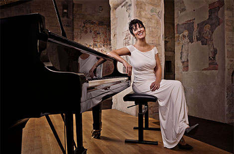 Sandra Shapiro, piano