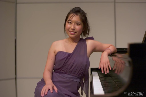 Wenjing Liu, piano