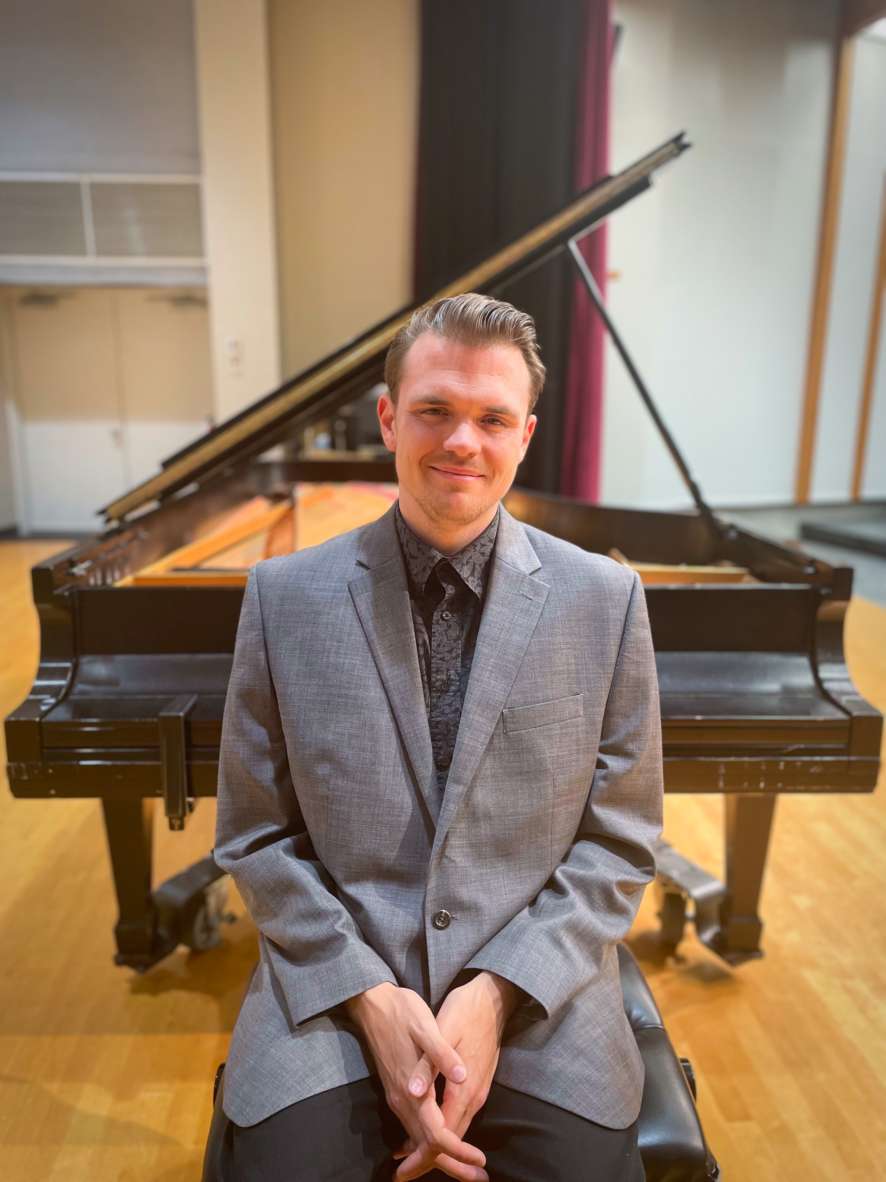 Prof. Gary Bogers Jr., piano