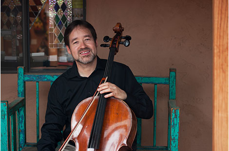 Dr. Javier Arias, cello