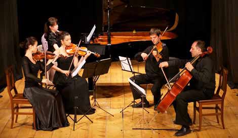 Music Students play Dvorak piano quintet at Summer Music Camp