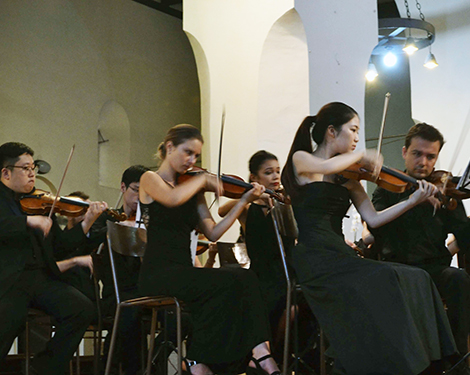 piano quintet play on mountain summit