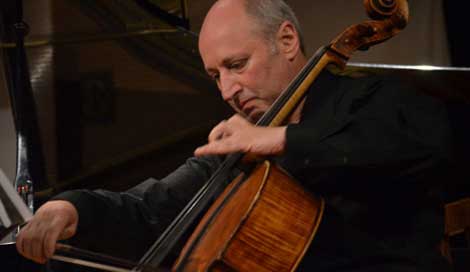 Misha Quint cellist plays Tchaikovsky showpiece